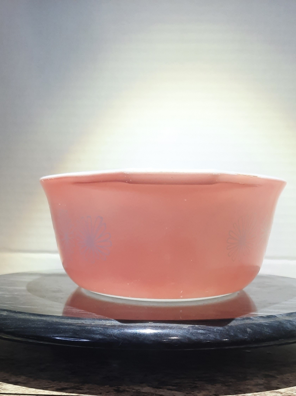 Vintage Pink Daisy 043 Casserole Dish - Picture 5 of 9
